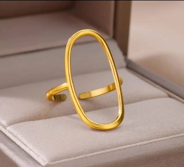 481280492_122138652656518320_6246530108229011271_n Bague vintage en acier inoxydable
