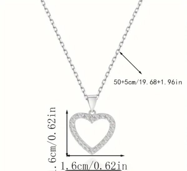 481786659_122139497366518320_5582046687124530933_n Collier pendentif cœur en acier inoxydable