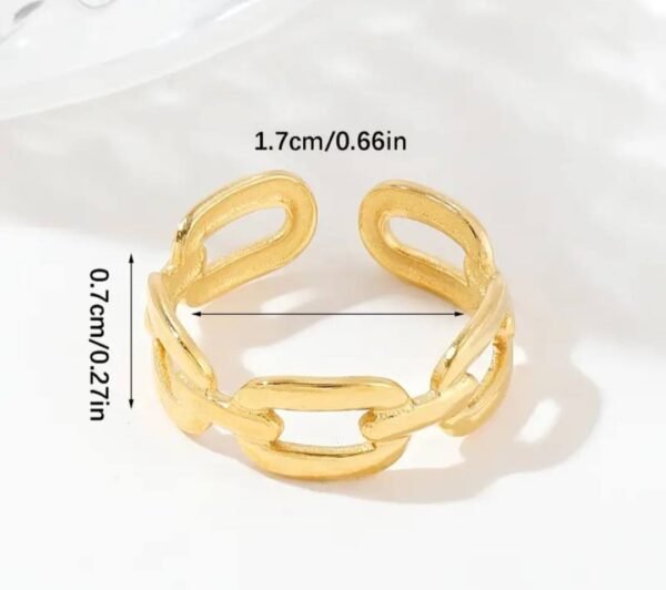 482134883_122139951362518320_455333037168675442_n Bague réglable en forme de chaîne Doré ou Argent en Acier inoxydable