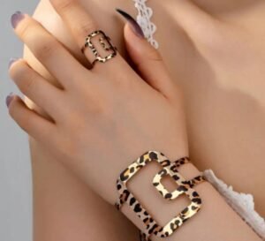 Ensemble Manchette ouverte et bague imprimé léopard