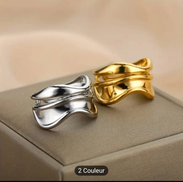 482302921_122139953936518320_2480047743699443250_n Bague style vague réglable en Acier inoxydable