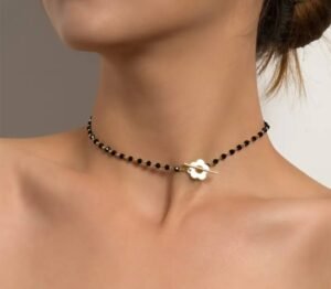 Magnifique ensemble collier ras de cou perlé avec fermoir fleur et bracelet Perles de cristal