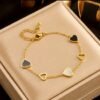Bracelet petit cœur avec incrustation de résine nacré en acier inoxydable