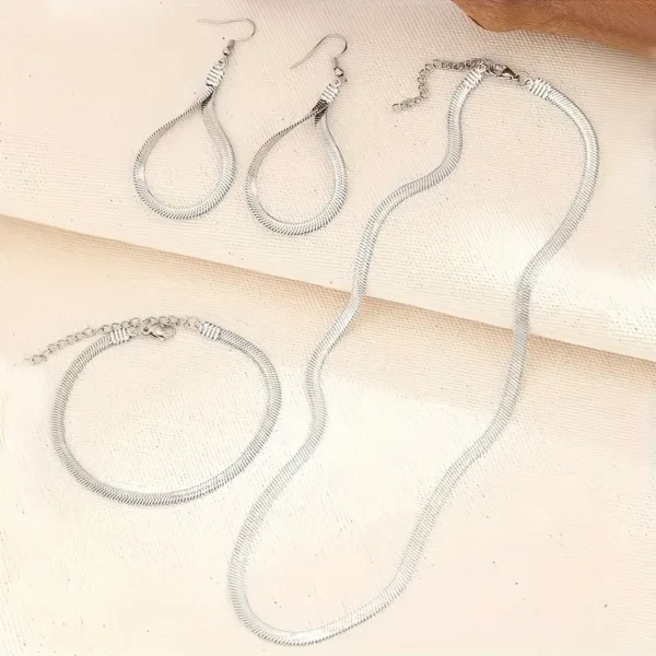 71e867e7-d652-4ff5-8b81-95c4aa27f92f Ensemble Collier Serpent en Alliage, Bracelet Assorti et Boucles d'Oreilles