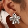 Boucles d'Oreilles Élégantes en Alliage Doré à Motif Floral (Coloris doré ou argenté)