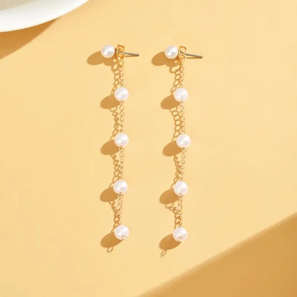 fdbc42b0-0259-4a04-978d-362262143ec2 Boucles D'Oreilles En Fausses Perles Pendantes Avec Pompon