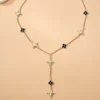 Collier Trèfle Porte-Bonheur - Pendentif en Pierre Synthétique Noire