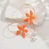 Boucles d'Oreilles Élégantes en Fleur Artificielle