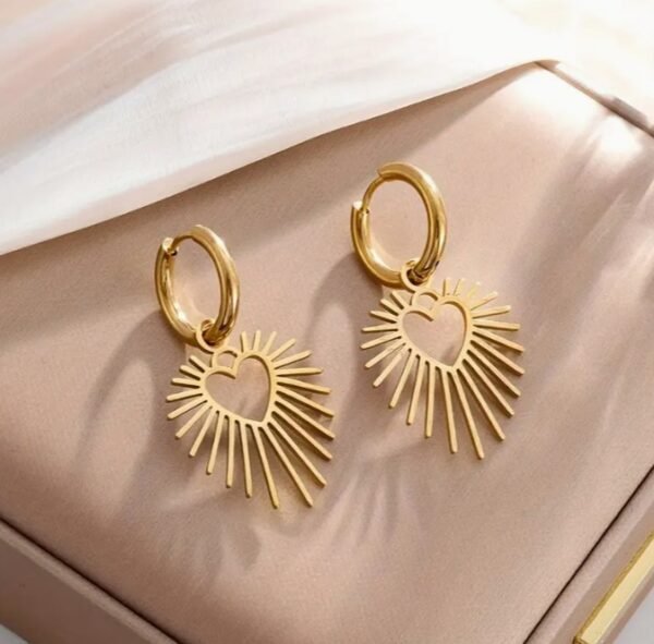 Capture d’écran 2025-09-17 114235 Boucles d'oreilles pendantes cœur bohème chic