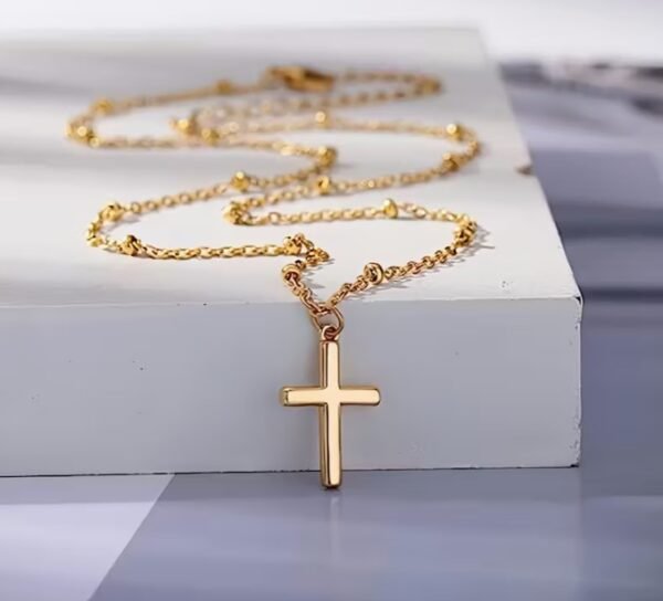 Capture d’écran 2025-11-20 165735 Collier croix doré en acier inoxydable