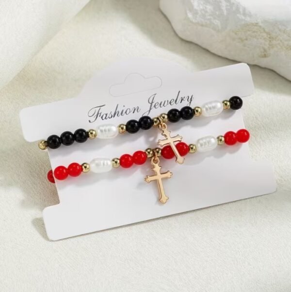 Bracelet Pendentif Croix Rétro (Coloris au choix)