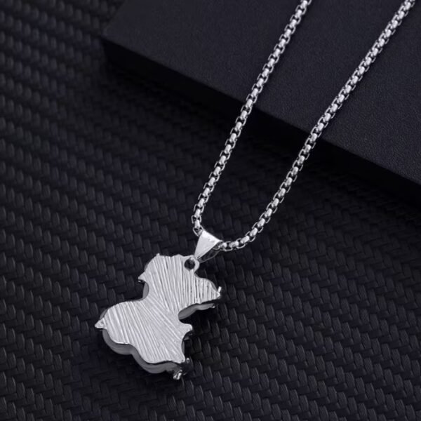 Capture d’écran 2025-12-29 190515 Collier avec pendentif ours en acier inoxydable