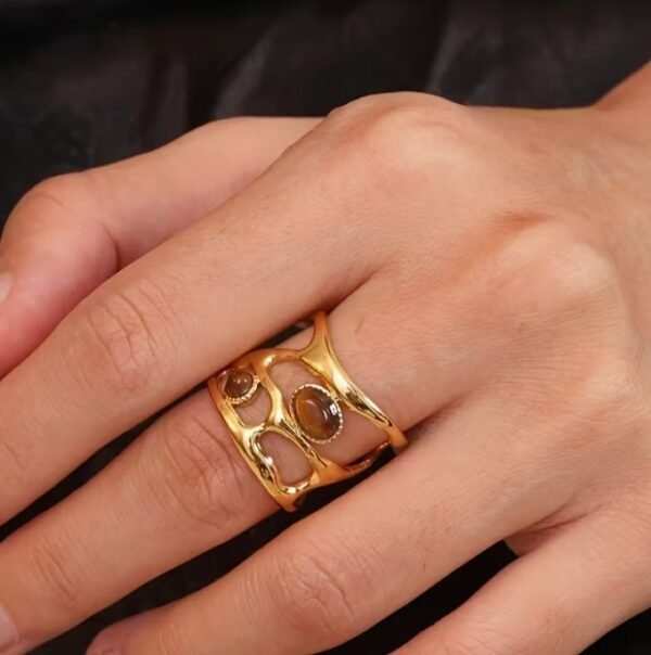 Bague Vintage Orné de Pierre Brunes en Acier Inoxydable