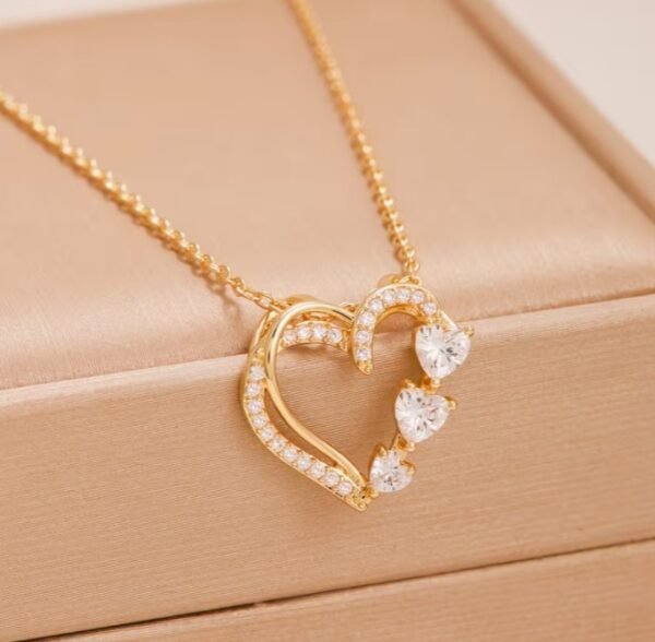 Collier Pendentif Cœur en Zirconium Synthétique Cubique