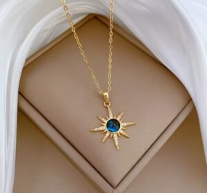 Collier étoilé en acier inoxydable