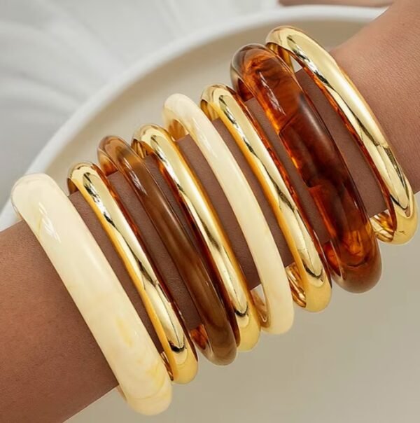 Capture d’écran 2026-02-08 190649 Bracelet Métal et Résine Vintage (Modèle au choix)