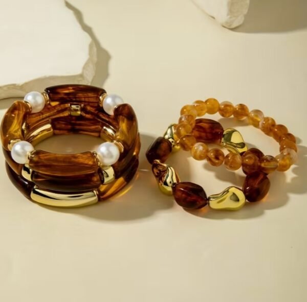 Bracelet en Perles Acryliques Vintage Dorées (Modèle au choix)