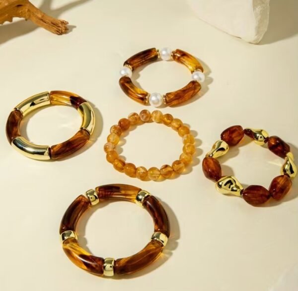 Bracelet en Perles Acryliques Vintage Dorées (Modèle au choix)