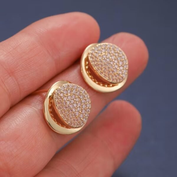 Boucles d'Oreilles Rondes Géométriques Design Minimaliste, Ornées de plaquage et de Zircone Cubique