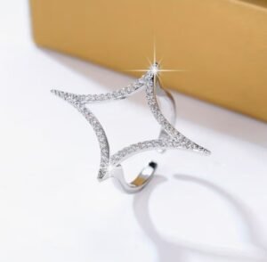 Capture d’écran 2026-02-21 110630 Bague Ouverte Élégante avec Étoile Dorée et Cristaux