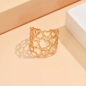 Bague ouverte en cœur ajouré en acier inoxydable