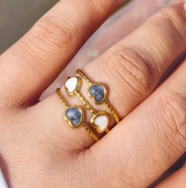Bague Cœur en Émail Plaqué Or (Modèle au choix)