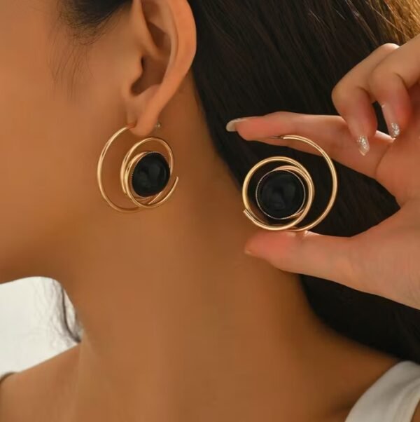 Boucles d'Oreilles Style Minimaliste Design Géométrique Spirale (Modèle au choix)