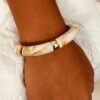 Bracelet Élastique Élégant en Résine Perlée (Modèle au choix)