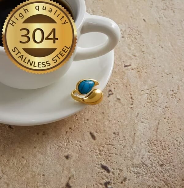 Bague en Acier dorée avec Zircone (Modèle au choix)