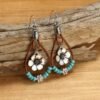 Boucles d'Oreilles Bohème Fleur de Prunier et Perles Turquoises