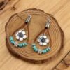 Boucles d'Oreilles Bohème Fleur de Prunier et Perles Turquoises