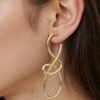 Boucles d'oreilles Minimaliste à Nœuds Dorés